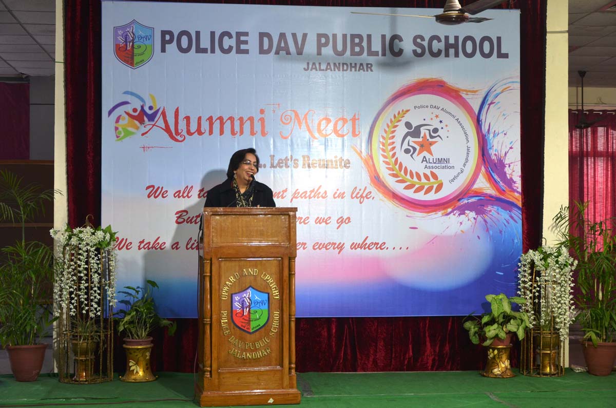alumni-meet-police-dav-public-school
